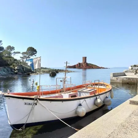 Port-frejus T2 Cosy, Plages & Base Nature, Parking